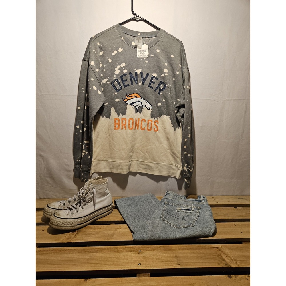 Denver Broncos Gameday Couture Sweatshirt Gray Size S